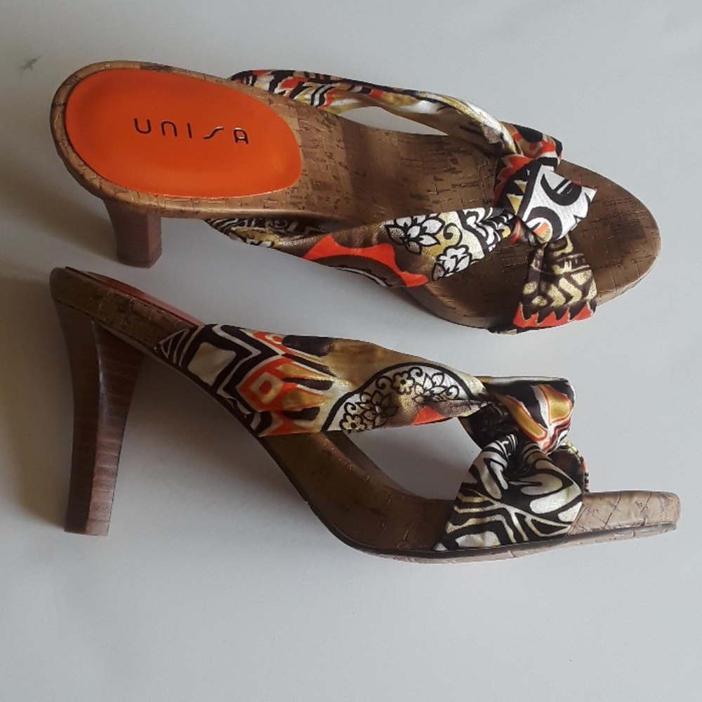Unisa sandals